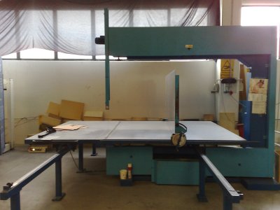 Taglierina manuale